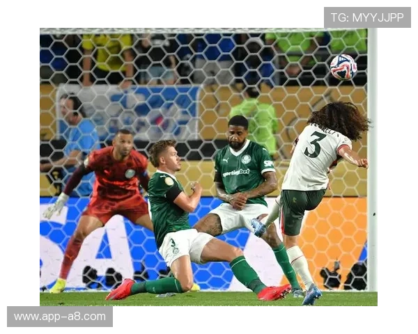 足球爱好者必看:满冠体育足球官网带你了解球场上的每一个瞬间 足球爱好者必看:满冠体育足球官网带你了解球场上的每一个瞬间