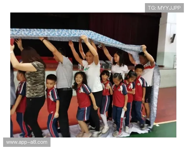 尊龙凯时真人游戏操作简单易上手,适合新手玩家快速融入真实互动的游戏环境 尊龙凯时真人游戏操作简单易上手,适合新手玩家快速融入真实互动的游戏环境